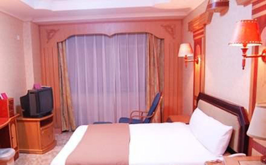 Regal Plaza Hotel&Residence Shanghái Exterior foto